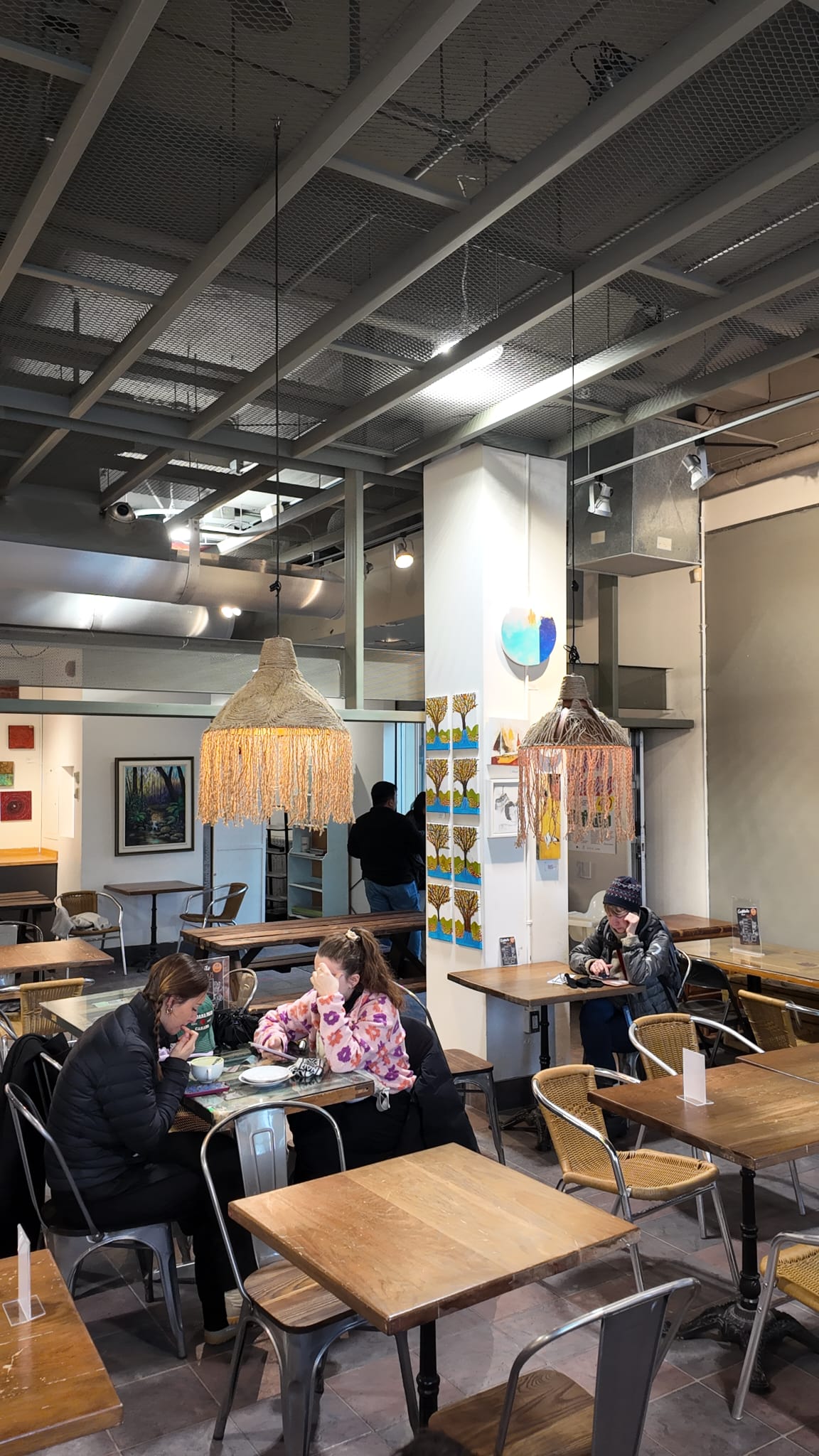 Café des Arts interior