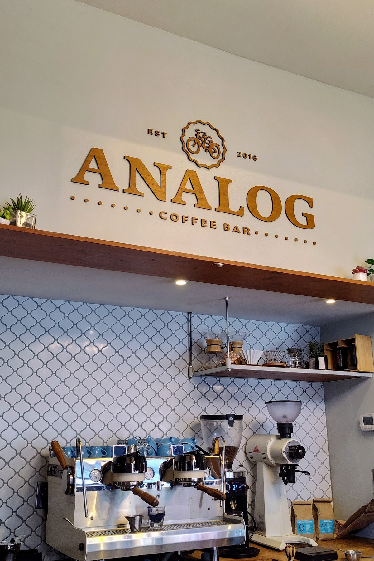 Analog Coffee Bar interior