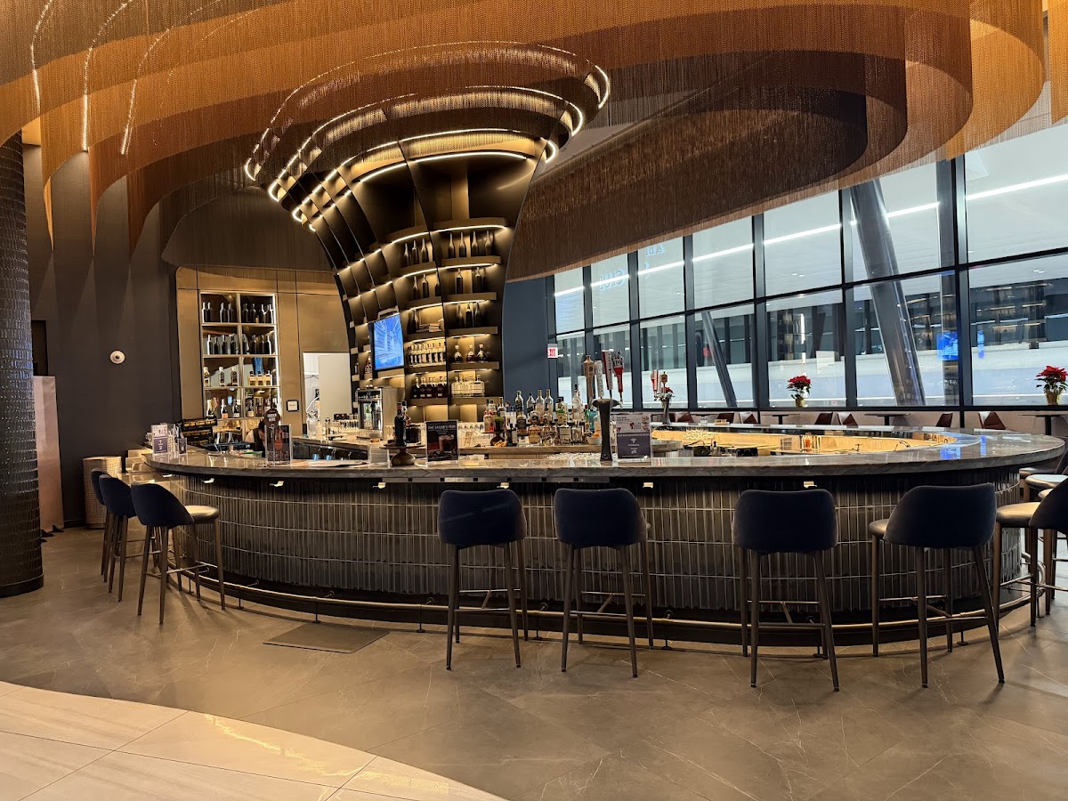 Peet's Coffee interior
