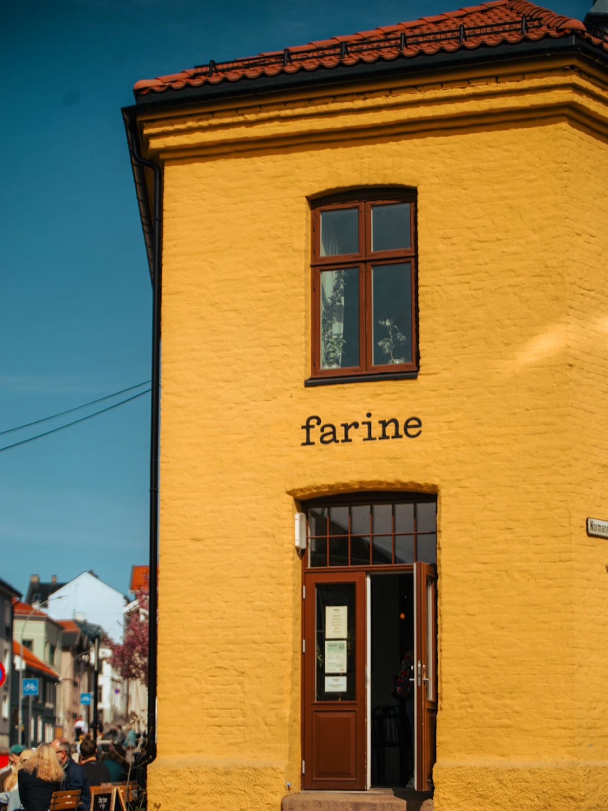 Farine interior