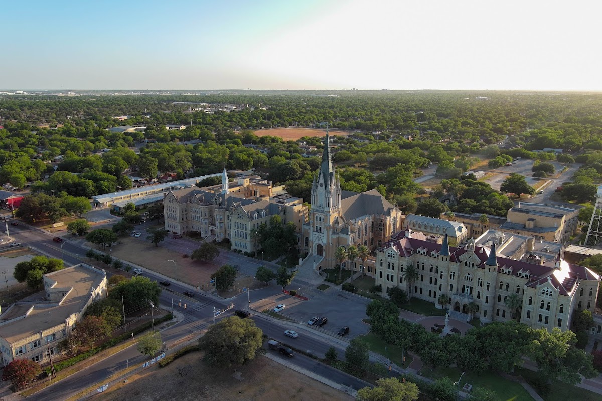 Photo of Our Lady of the Lake University Cafeteria