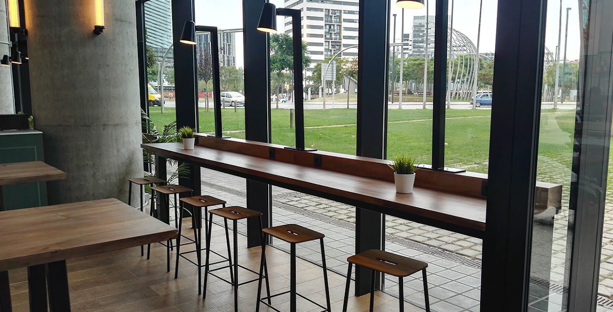 Faborit Fira interior
