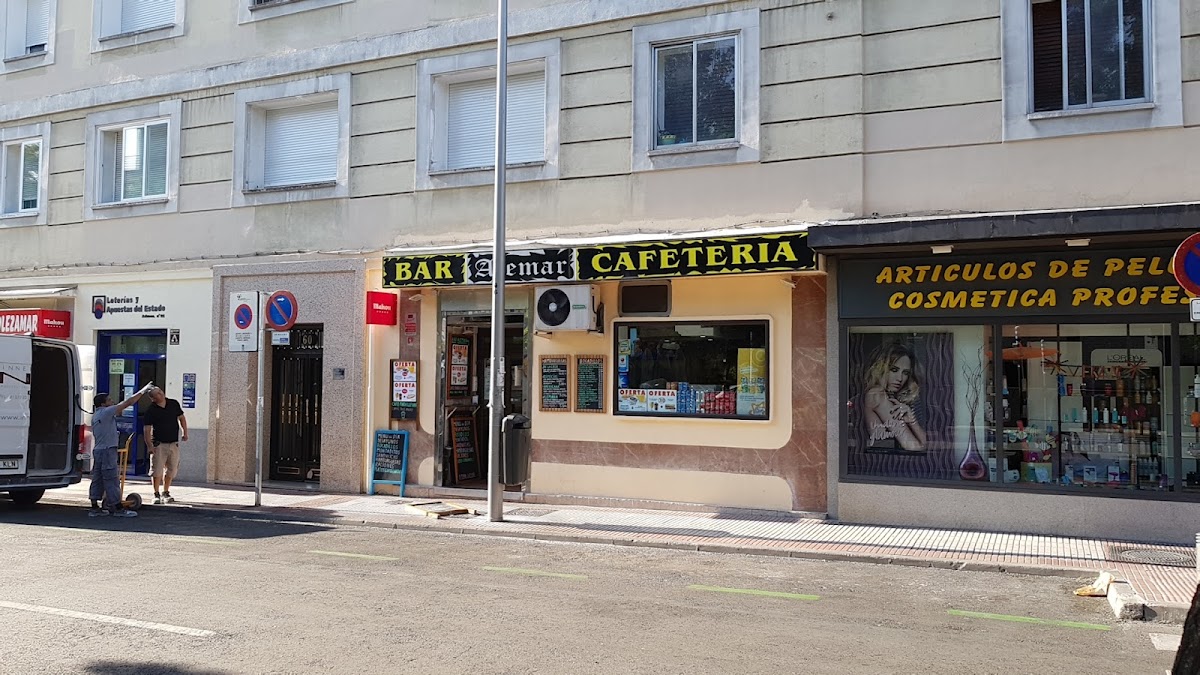 Bar Cafeteria Alemar interior