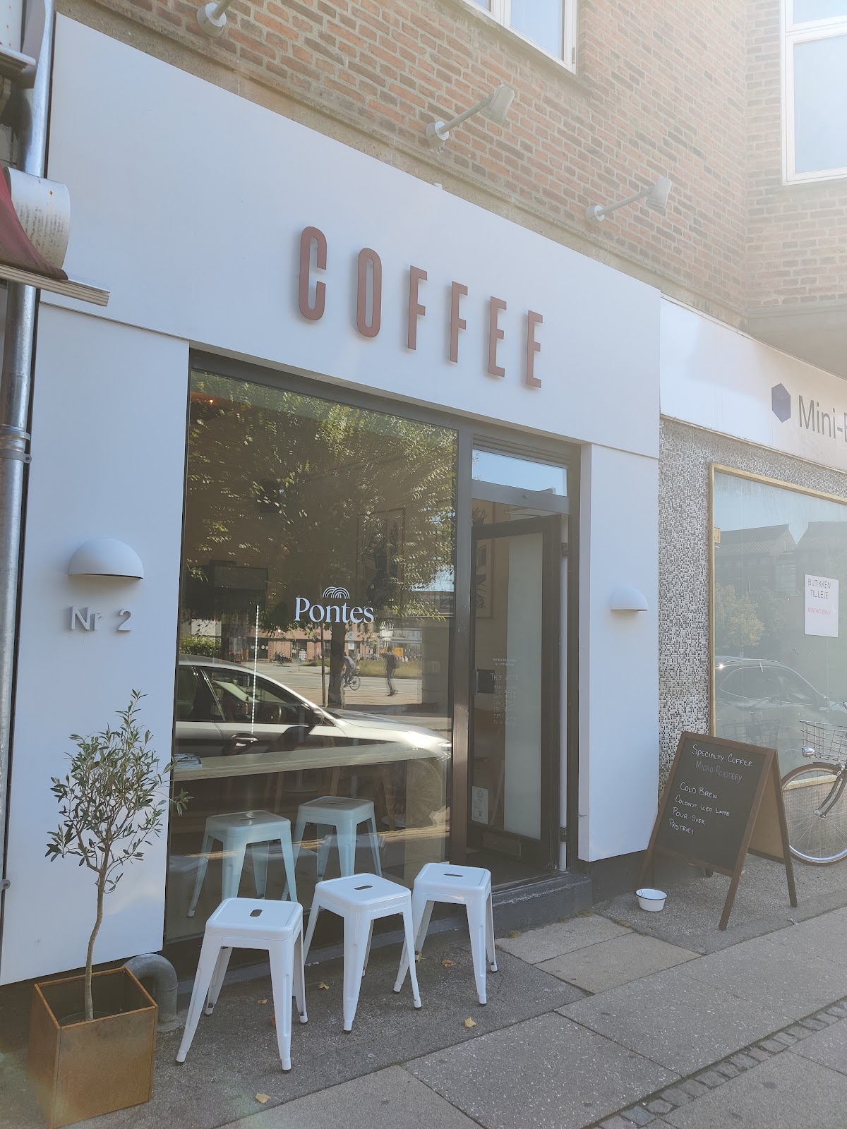 Photo of Pontes Roastery & Coffee Bar
