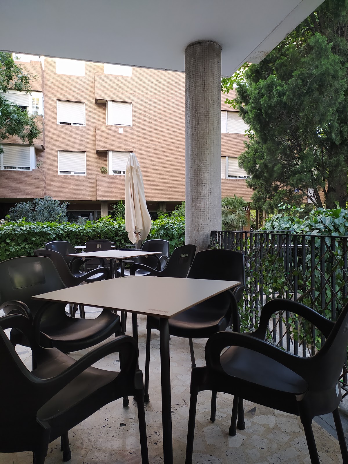 Cafetería Lanjarón interior