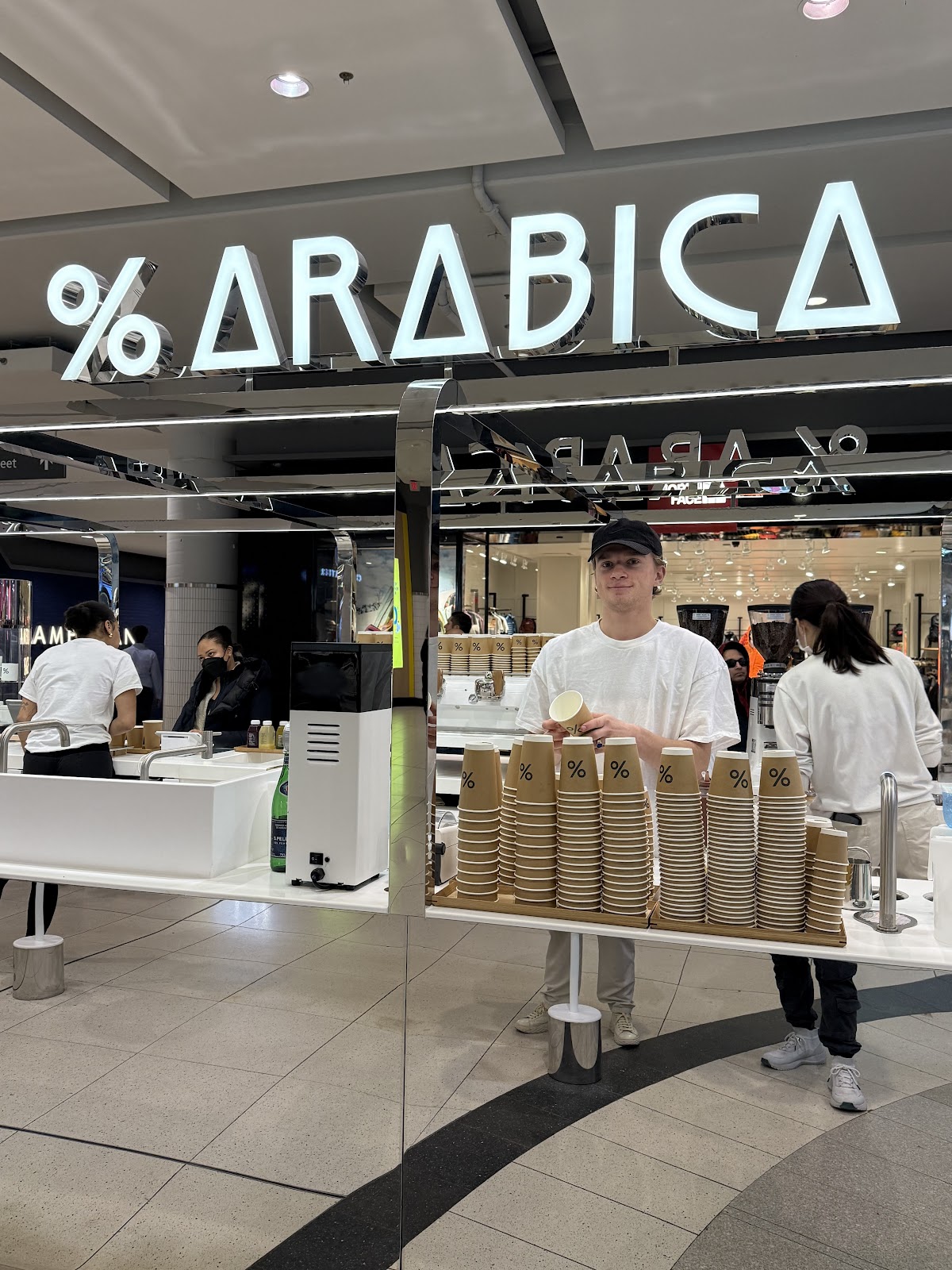 Arabica Toronto Eaton Centre interior