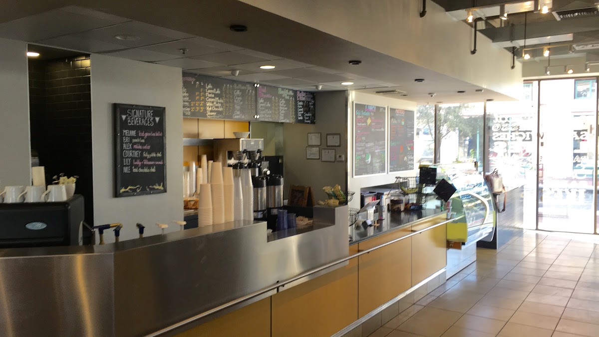 Ikes Coffee and Tea interior