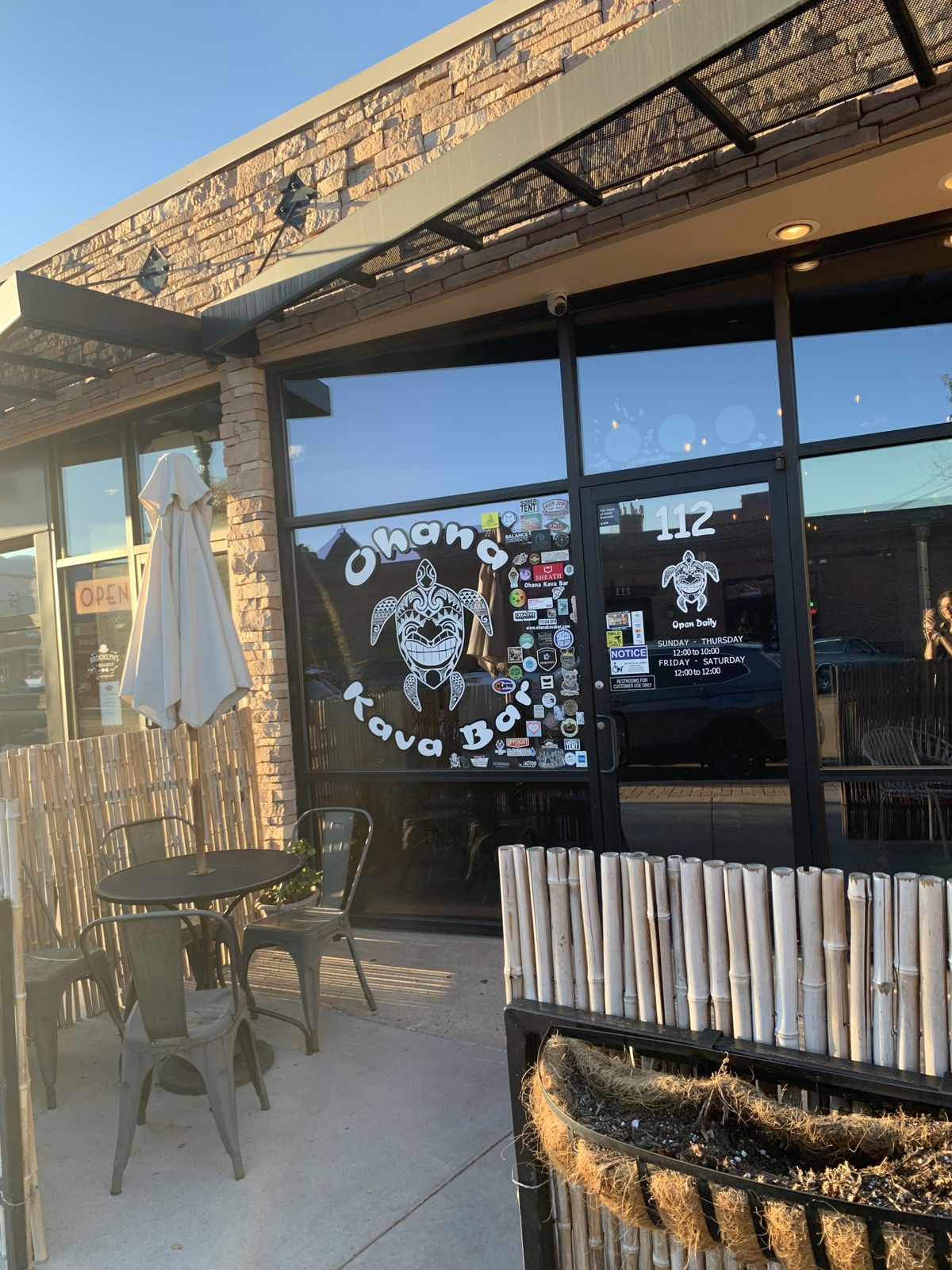 Ohana Kava Bar interior