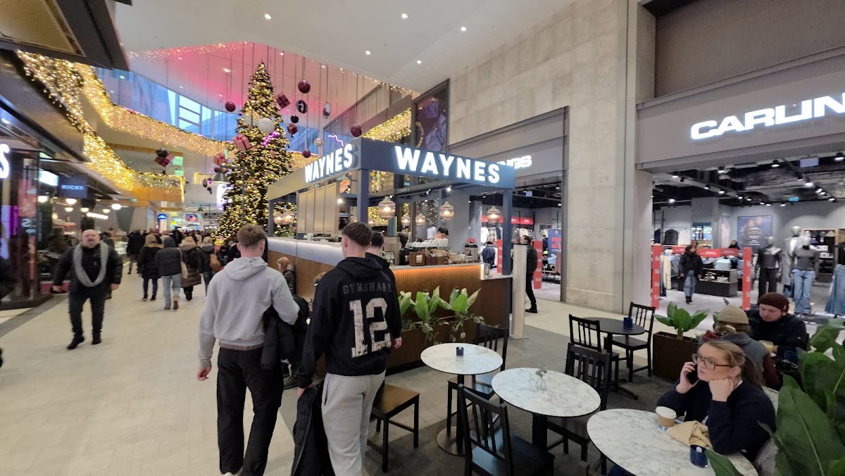 Waynes Coffee interior