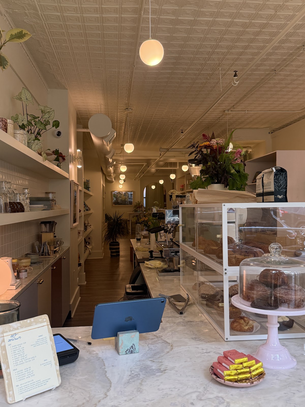 Cafe Continuum interior