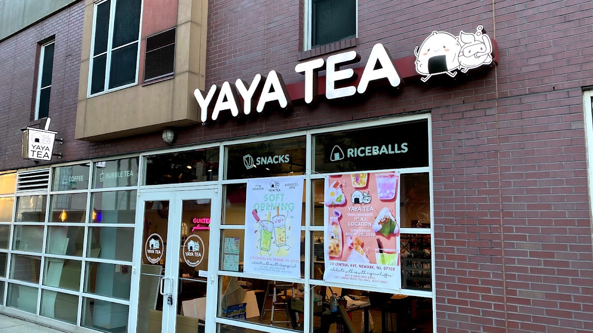 Yaya Tea Newark interior