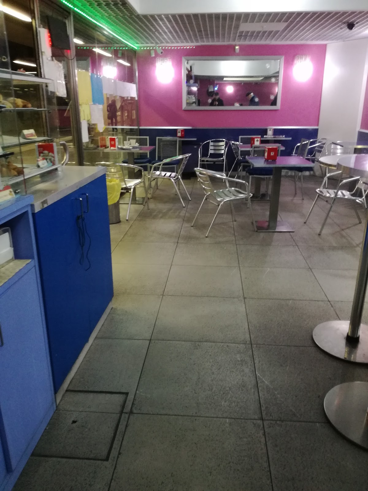 Photo of Bar M2