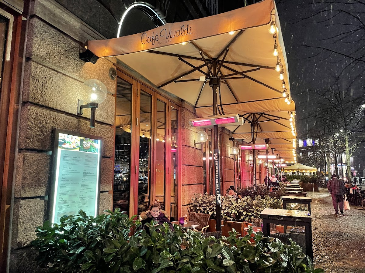 Cafe Vivaldi interior