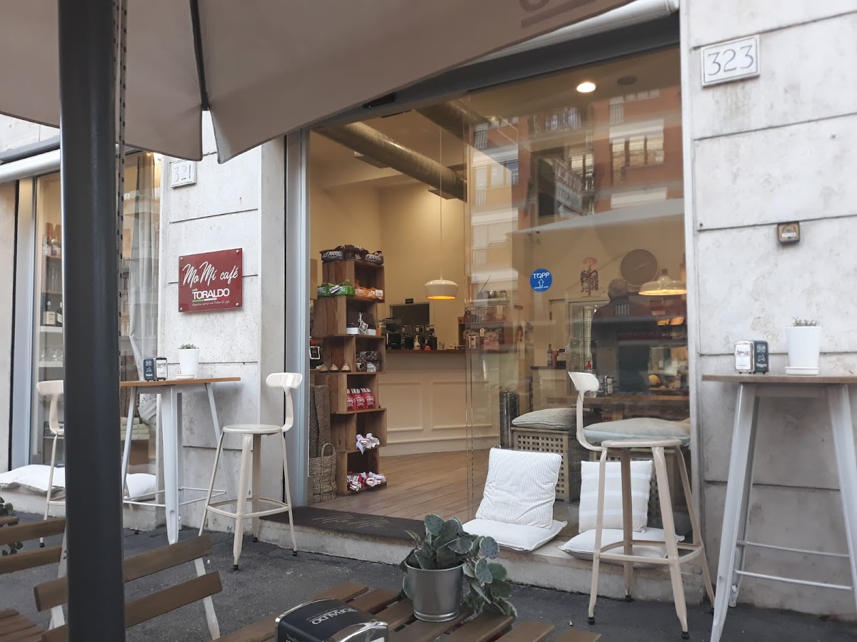 Mia Mi Caffe interior