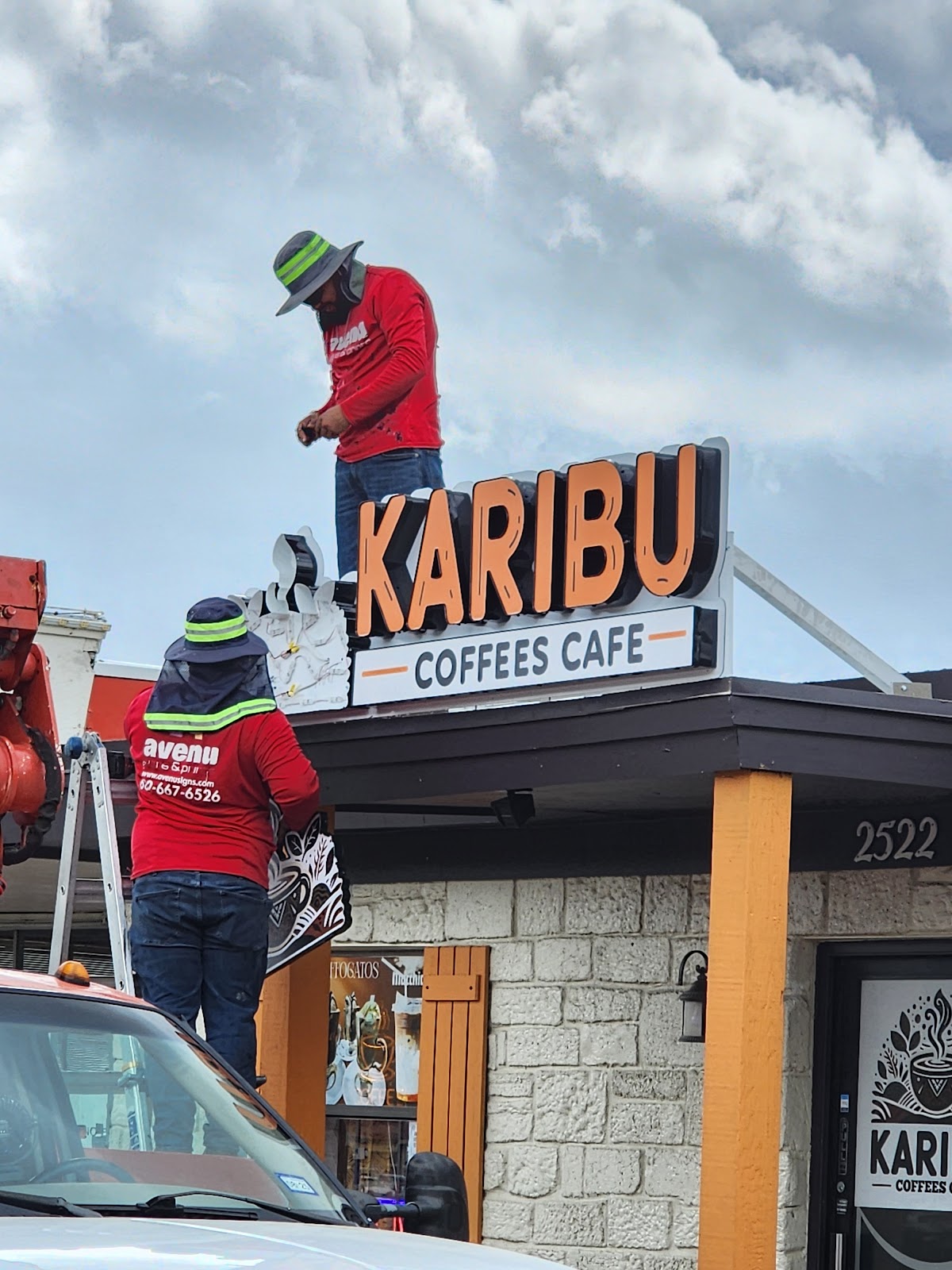 KARIBU COFFEES CAFE interior