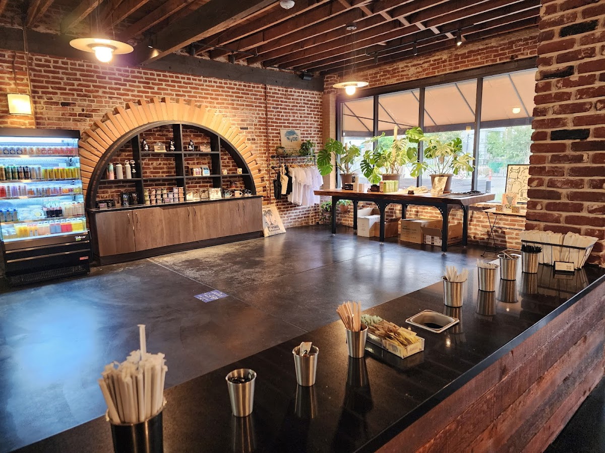 Golden State Coffee Roasters interior