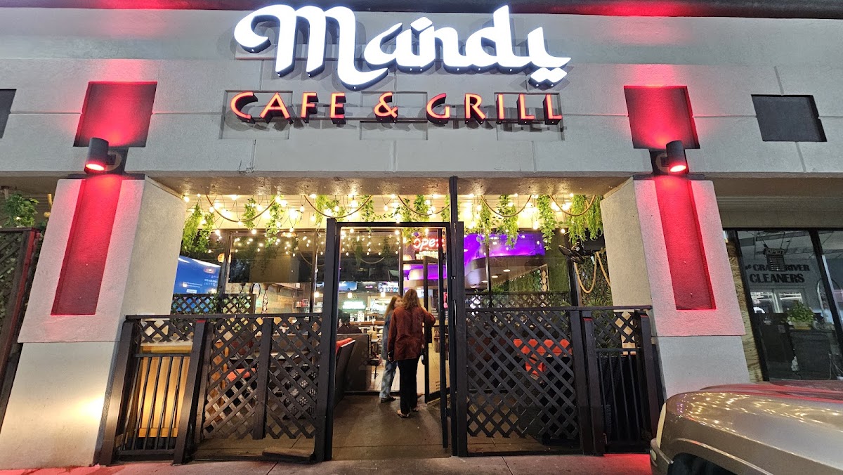 Mandi Cafe & Grill interior