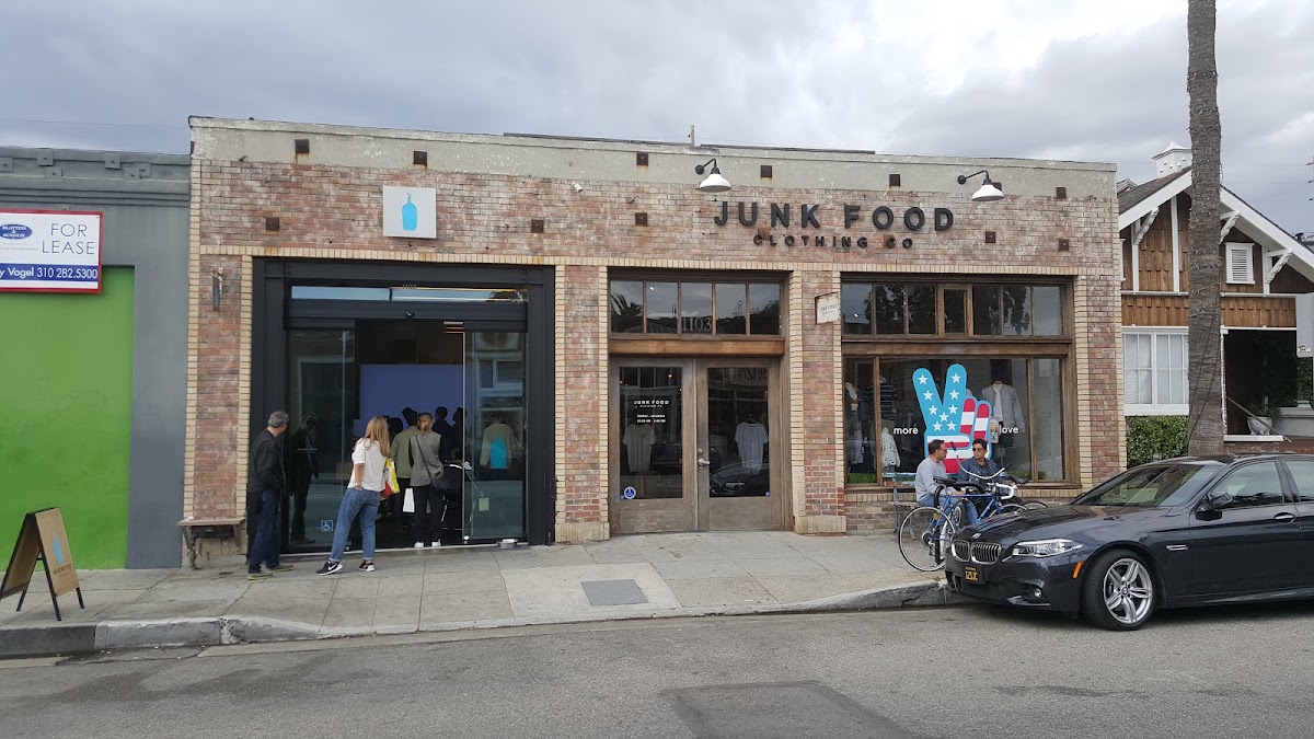 Blue Bottle Coffee interior