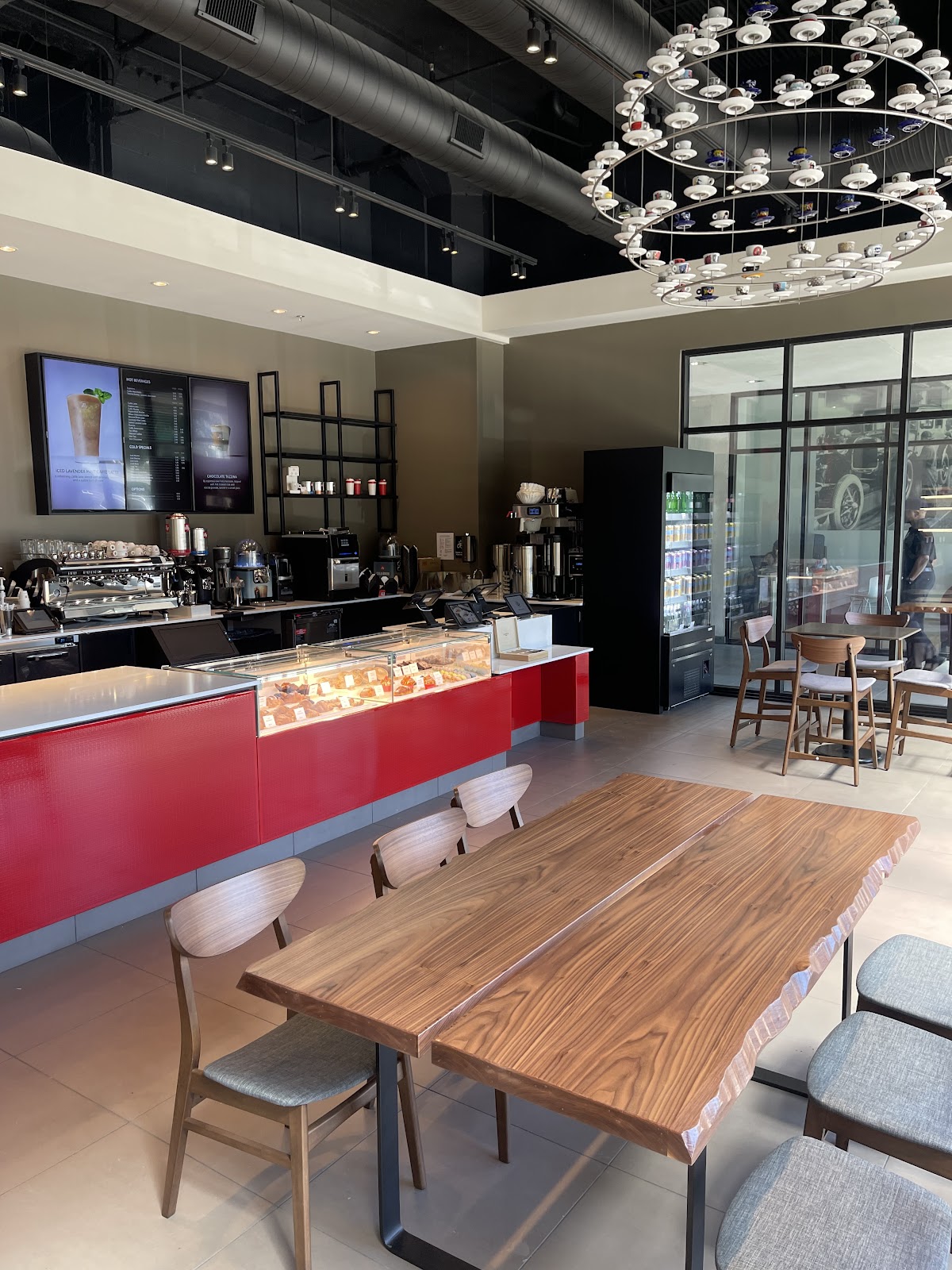 illy Caffè Ponce interior