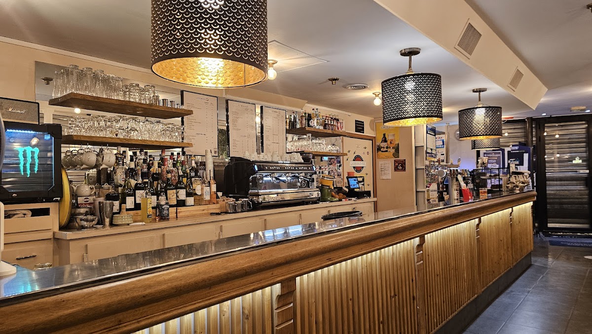 Tabac Le Cafe Moulin interior