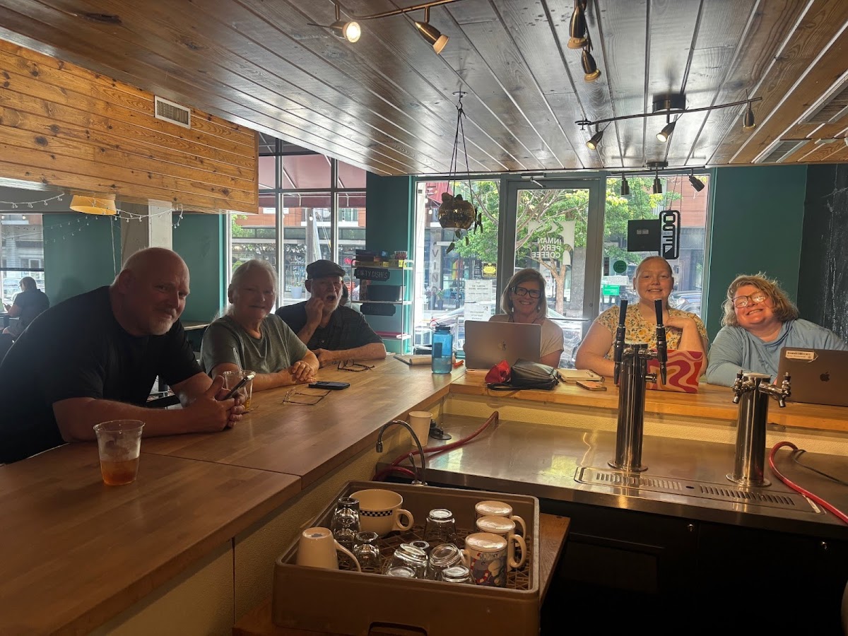 Inman Perk Coffee interior