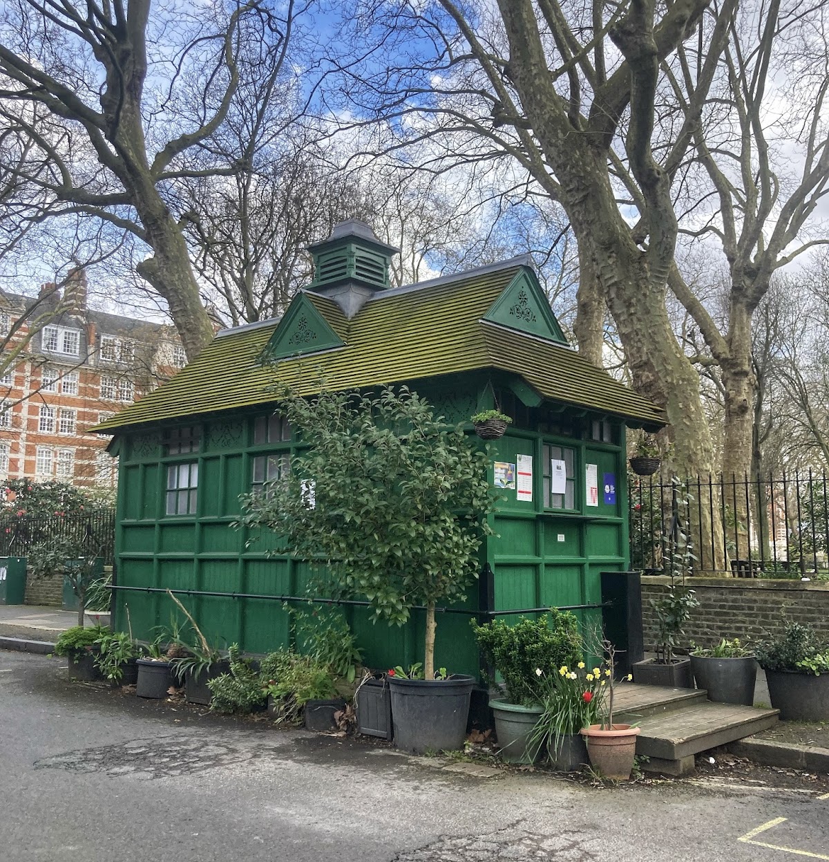 Wellington Place Cabmens Shelter interior