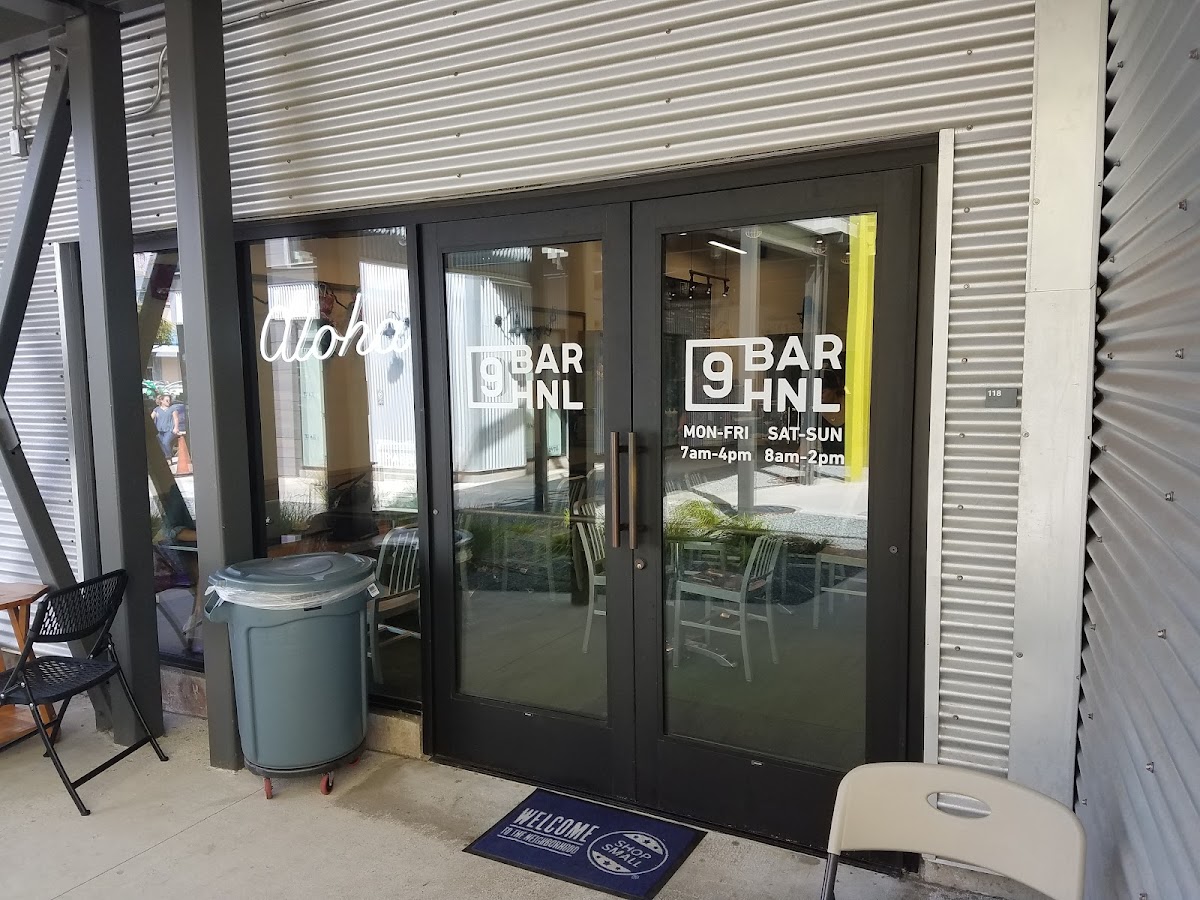9Bar interior