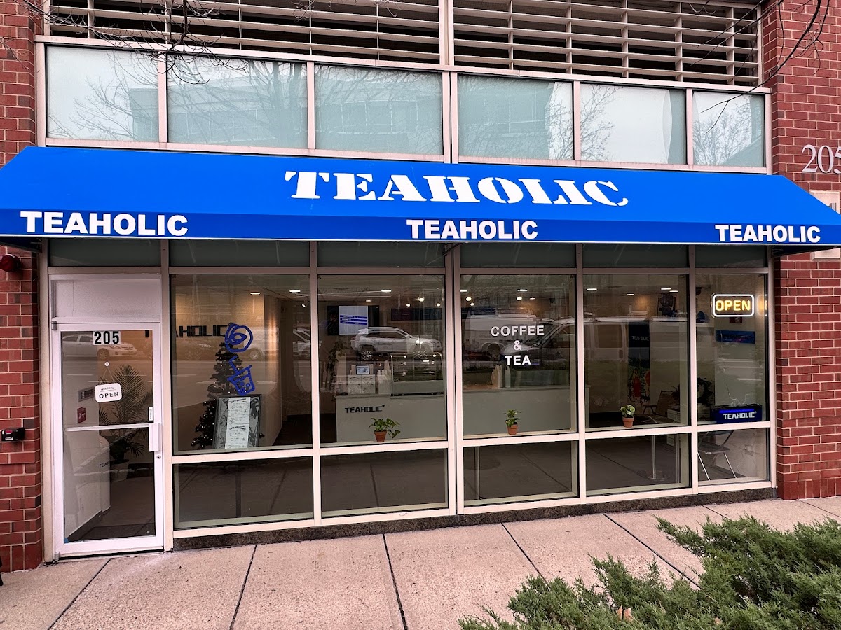 Teaholic Bubble Tea and Coffee interior