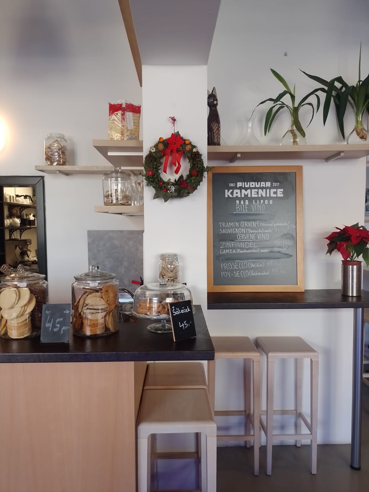 Divadelní kavárna pod Palmovkou interior