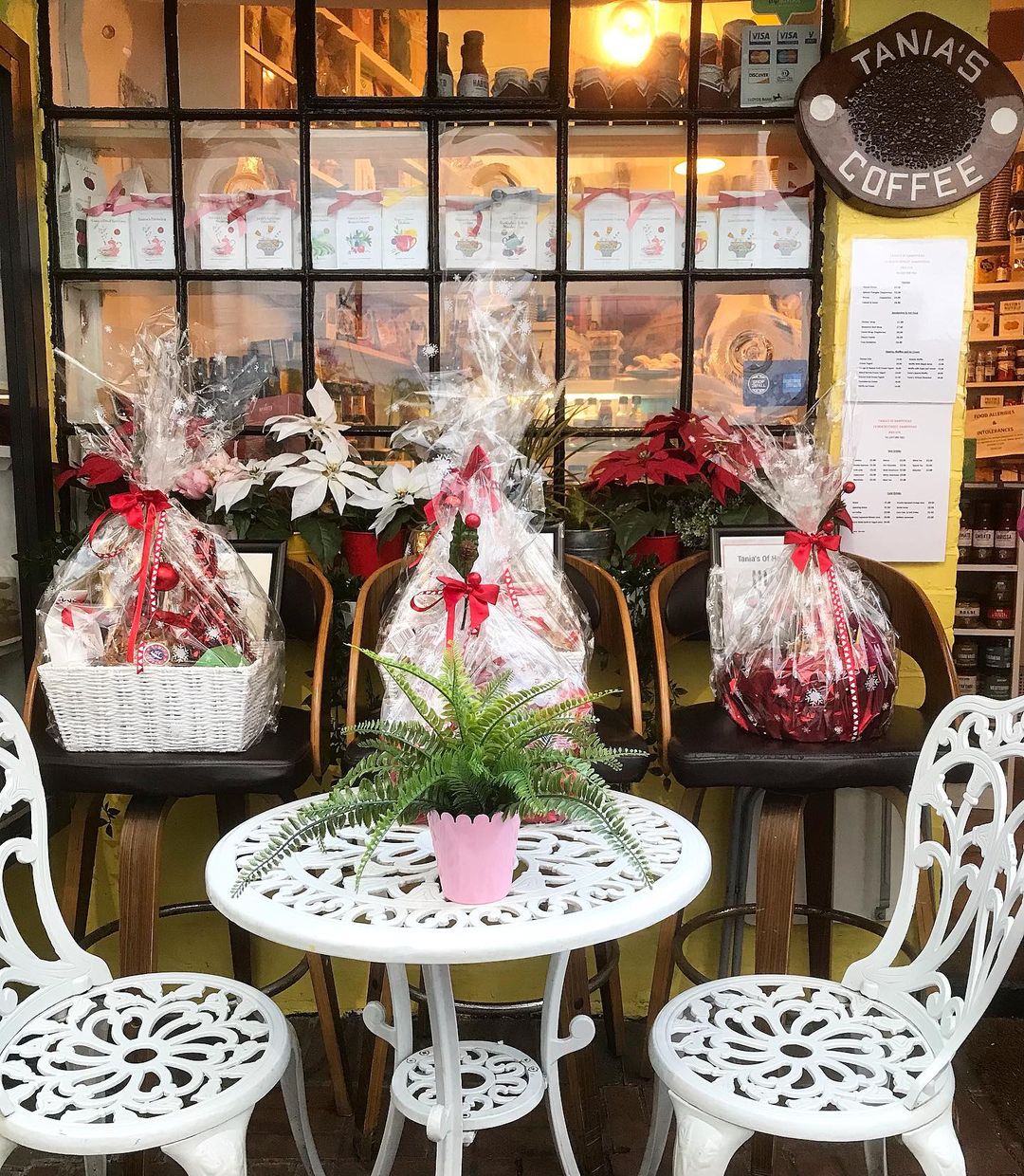 Tania's Of Hampstead interior