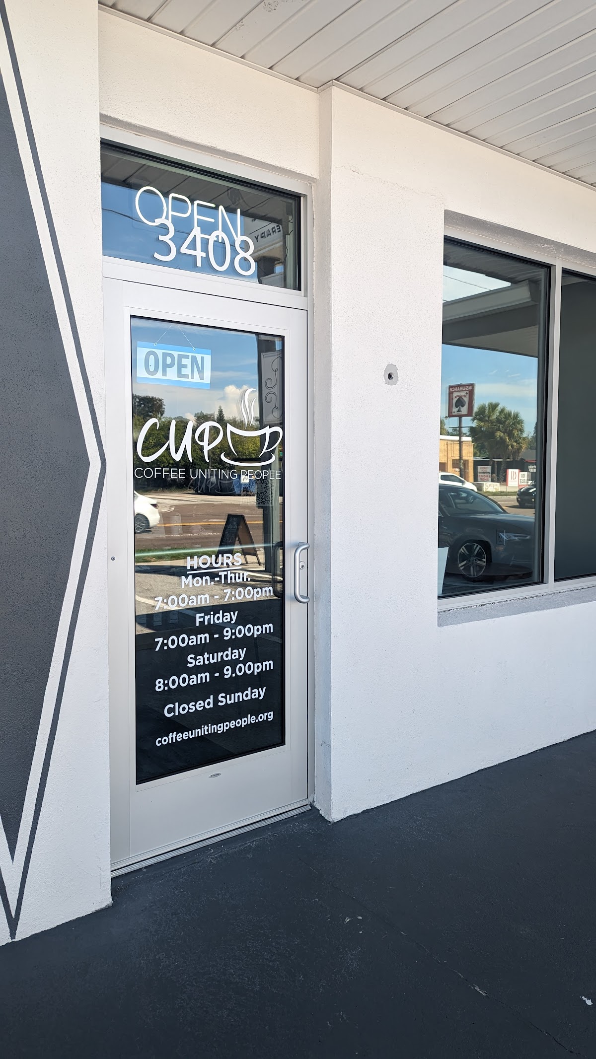 Coffee Uniting People - CUP interior