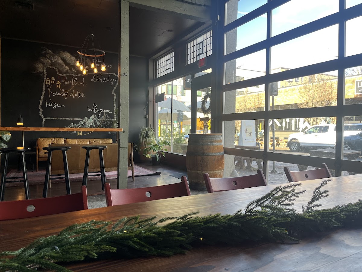 La Lucha Coffee interior