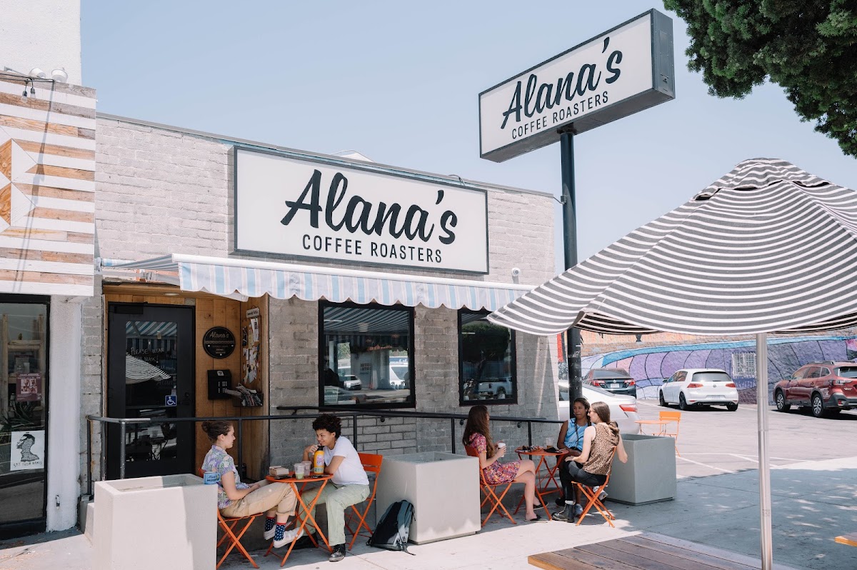 Alana's Coffee Roasters interior