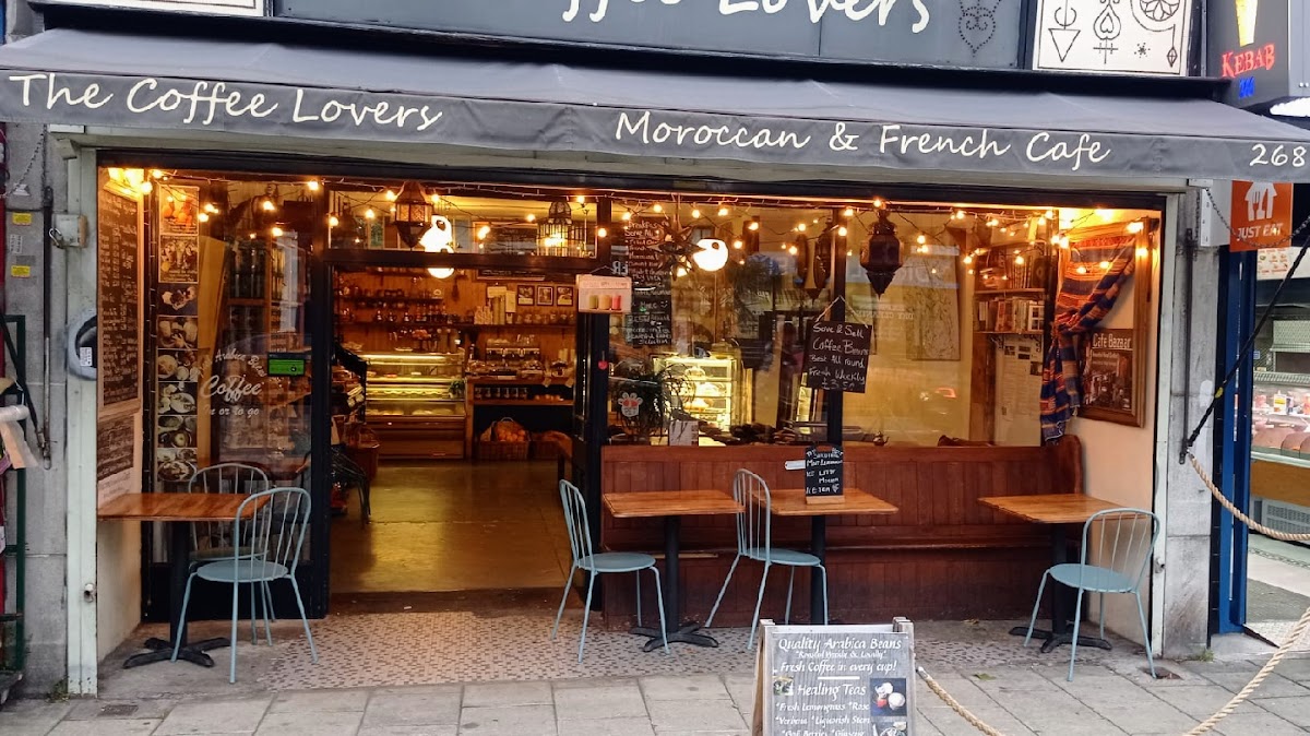 The Coffee Lovers interior