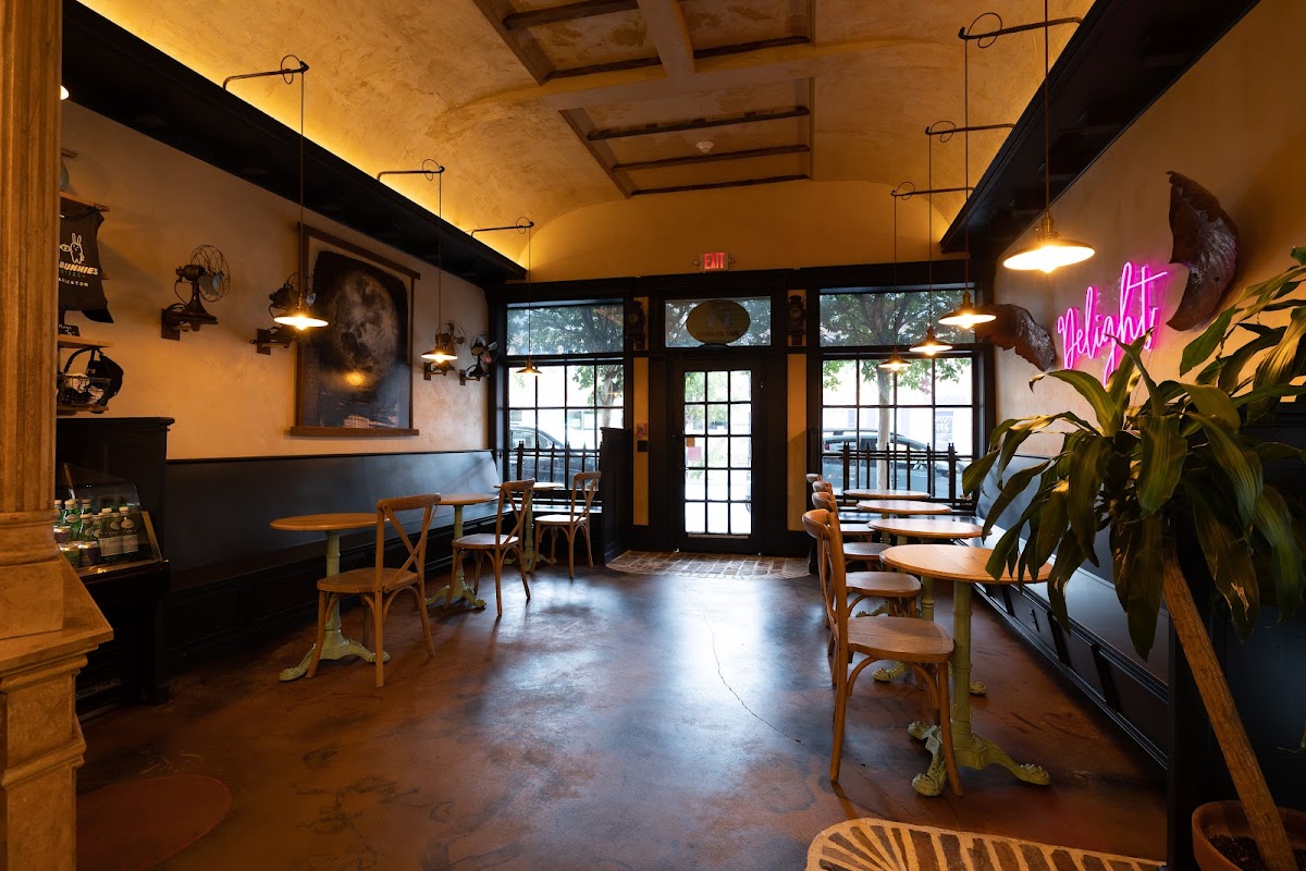 Bad Bunnies Coffee interior
