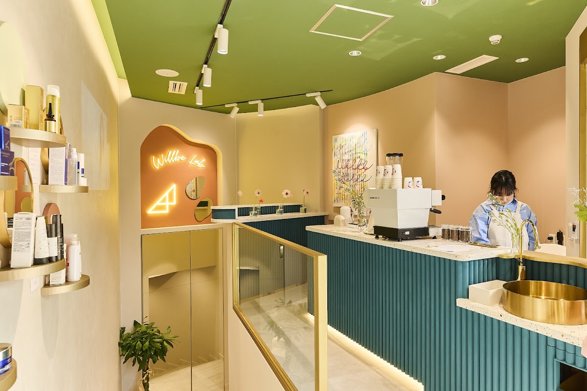 Willbe Lab. & Cafe interior