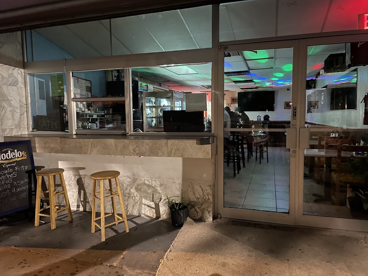 La Portena Cafeteria Number 1 interior