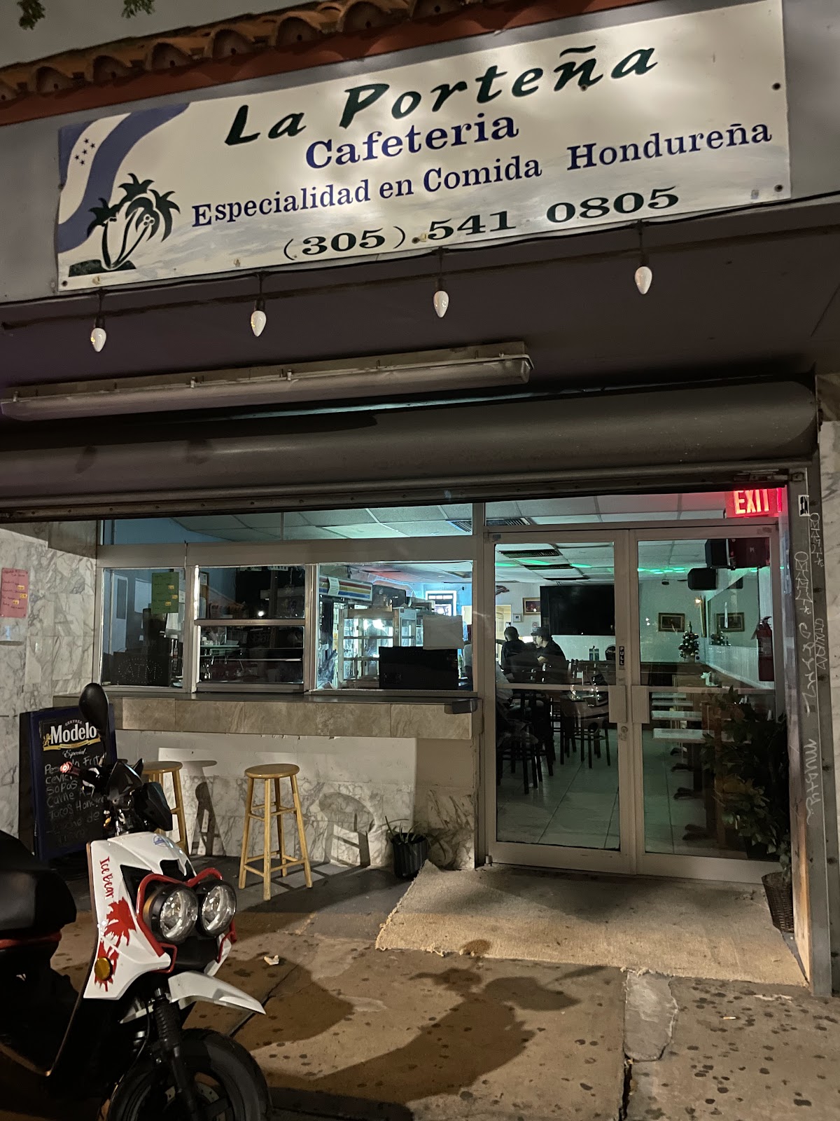 Photo of La Portena Cafeteria Number 1