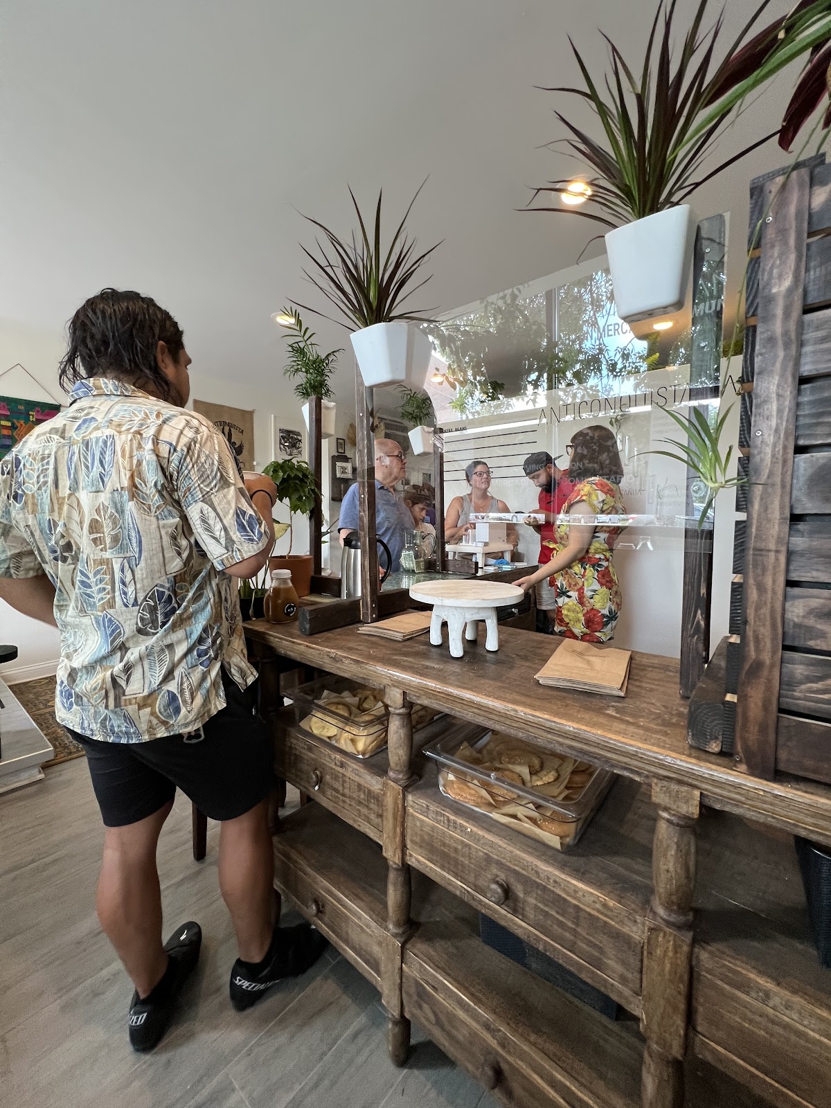 Anticonquista Café (West Town Roastery NOT shop) interior