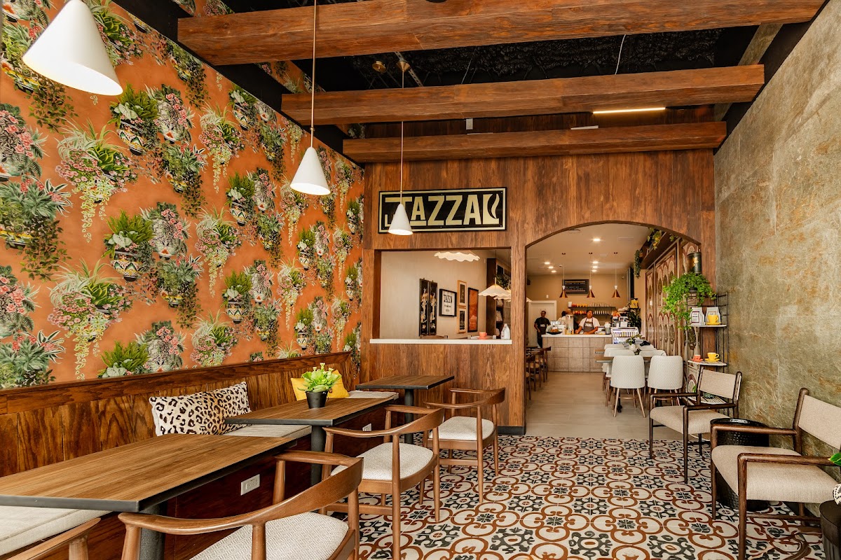 La Tazza Specialty Coffee interior