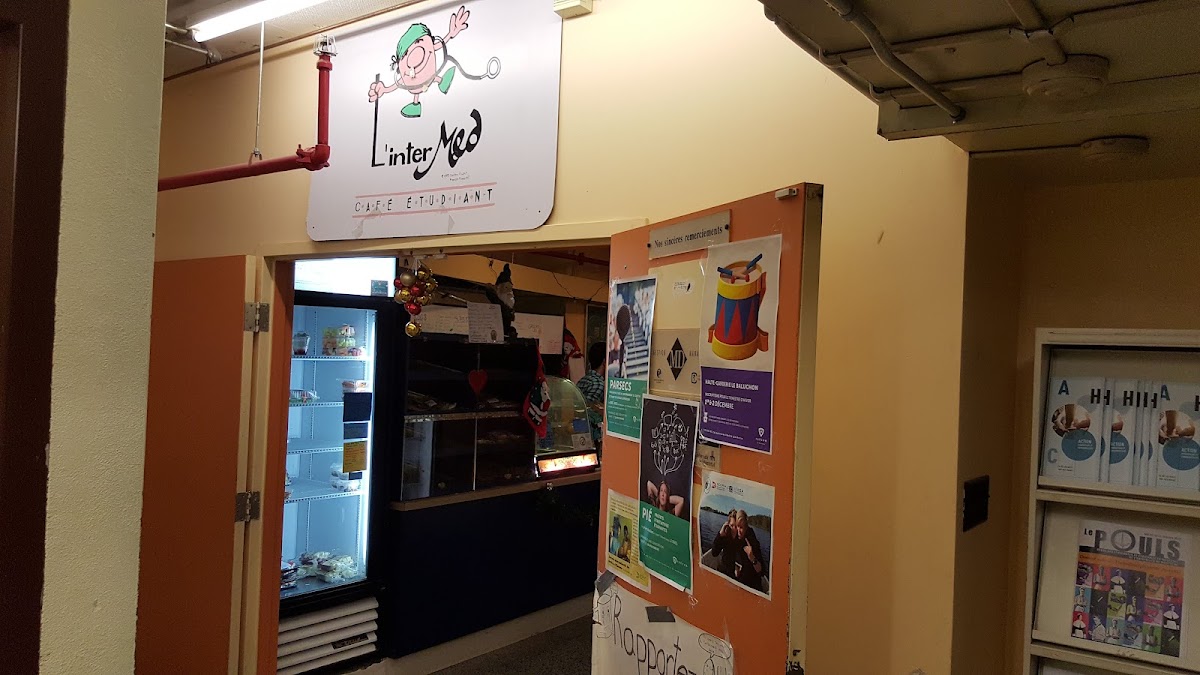 L'Intermed Student Café interior