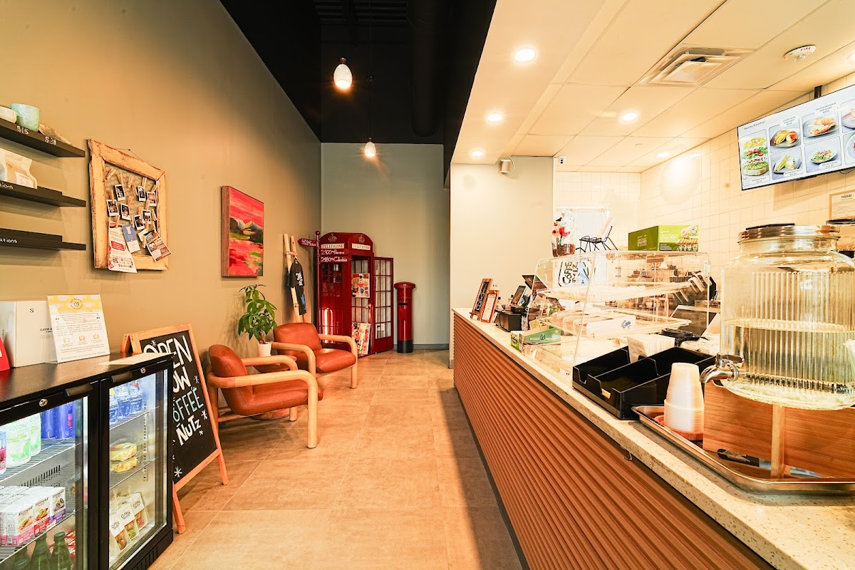Coffee Nutz interior