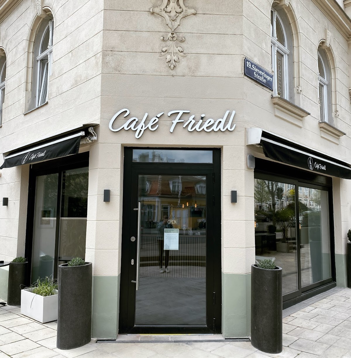 Café Friedl GmbH interior