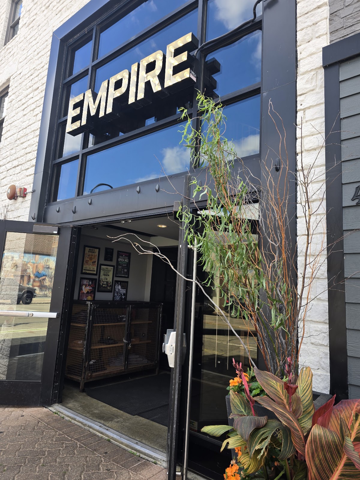 Empire Burgers + Brew interior