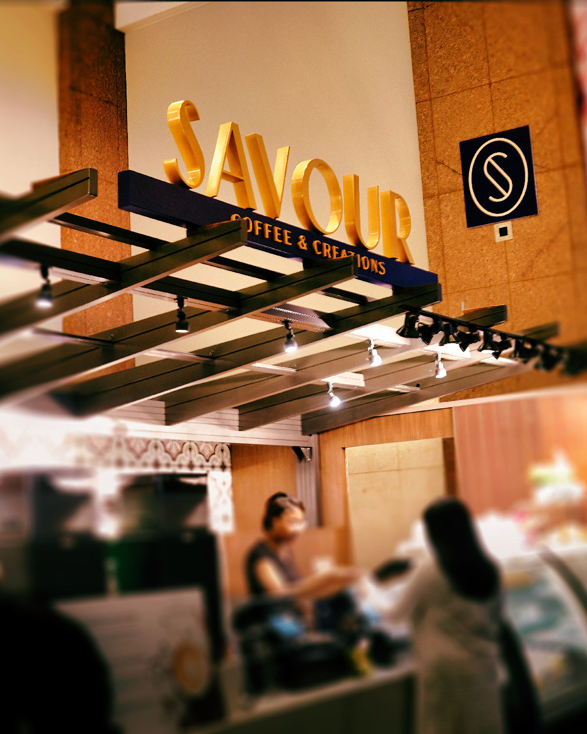 Savour Coffee and Creations interior
