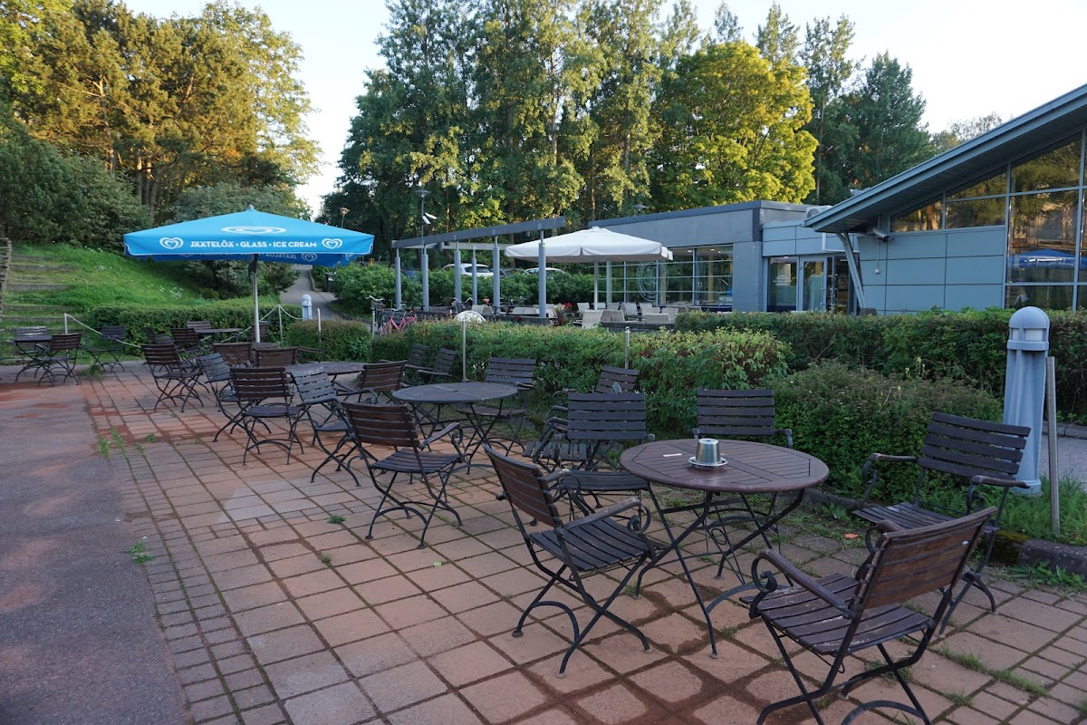 Sportbar & Café Tennis Club Taivallahti interior