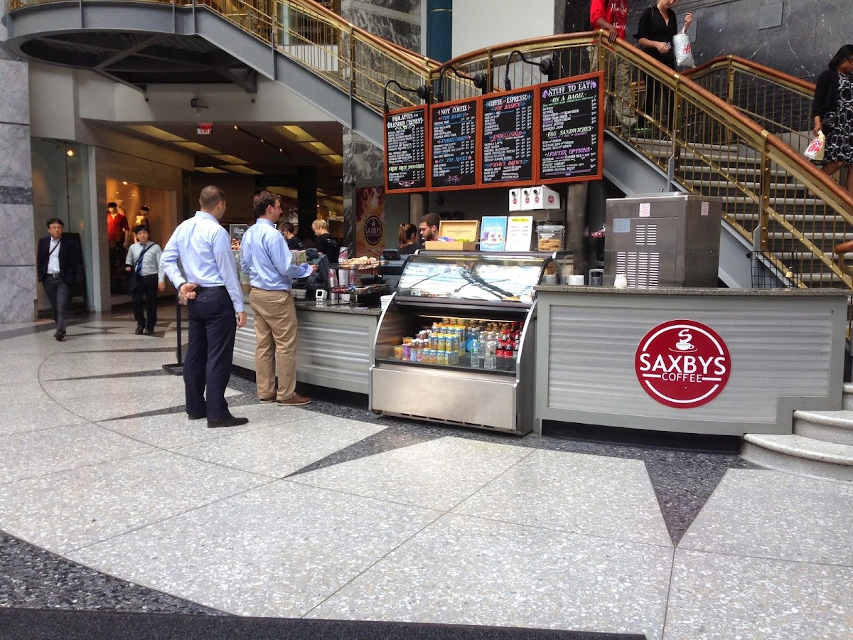 Saxbys Liberty Place interior