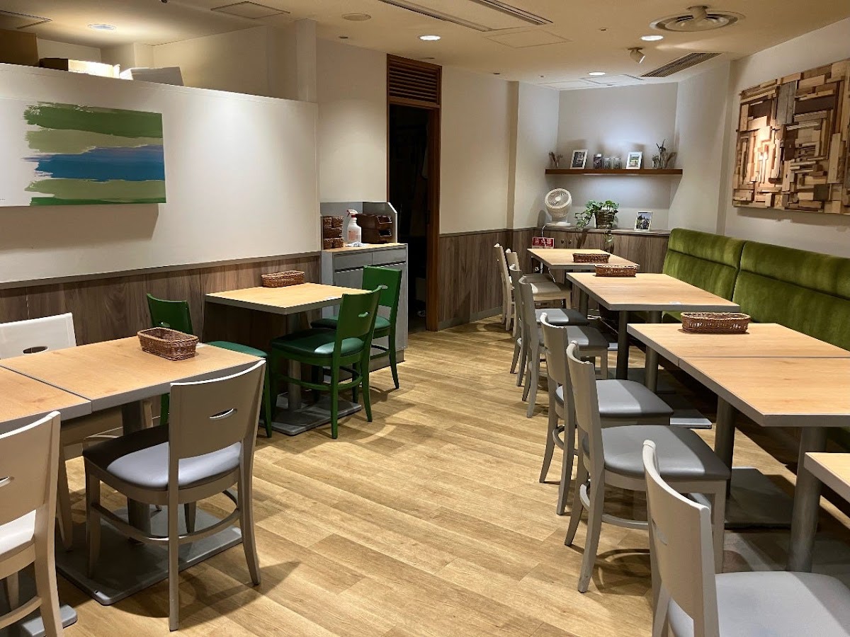 Kimboshi Pasta Cafe Tokyo Opera City interior
