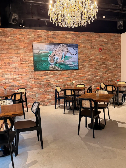 AM Cafe interior