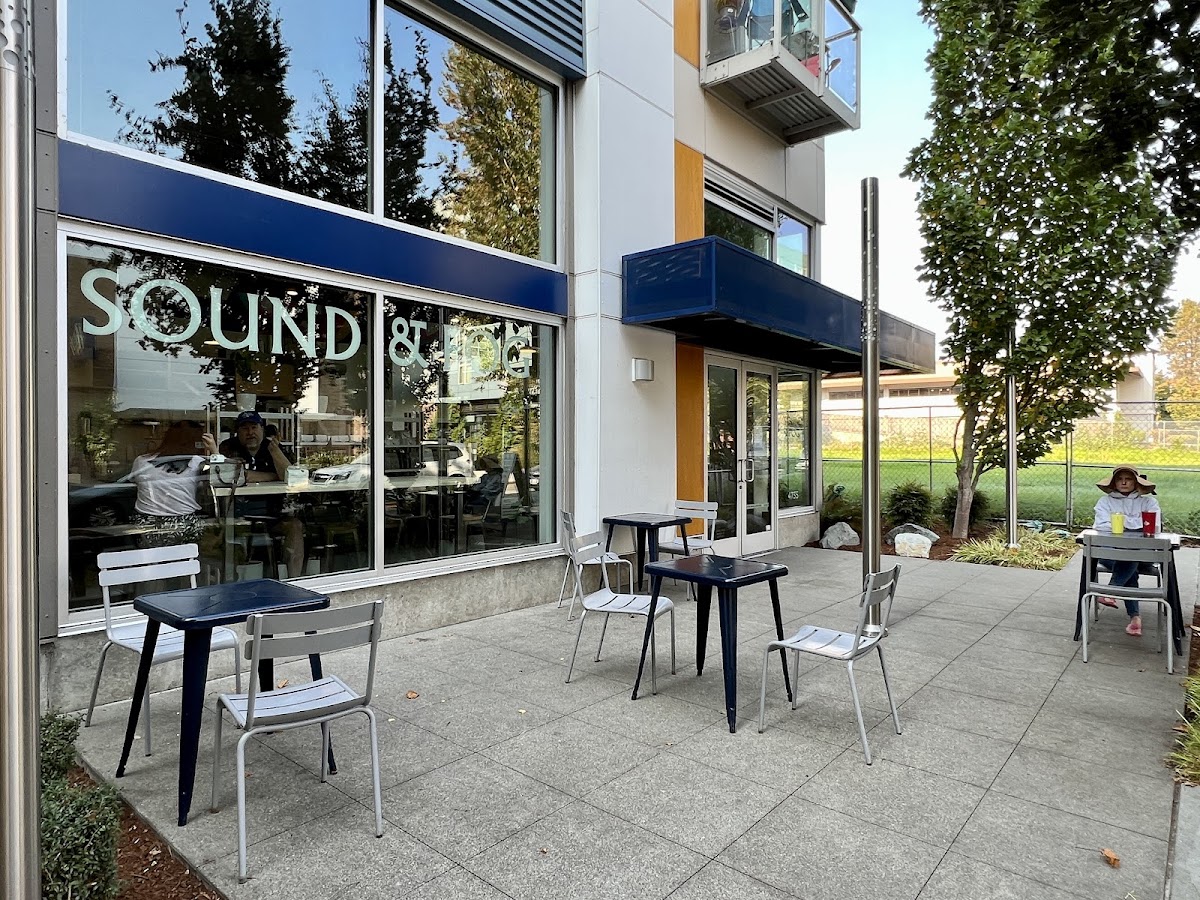 Sound & Fog interior